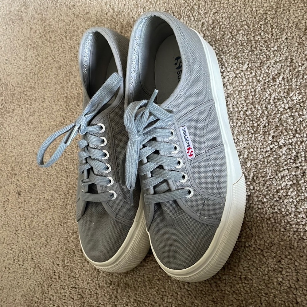 Superga Platform Lowtop Unisex Sneakers - Size 8 Womens, Size 5 Mens